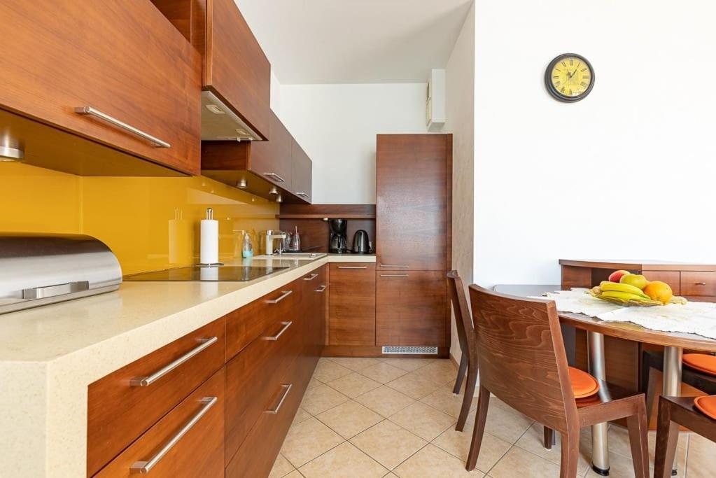 Apartment In The Heart Of Gdańsk Eksteriør billede