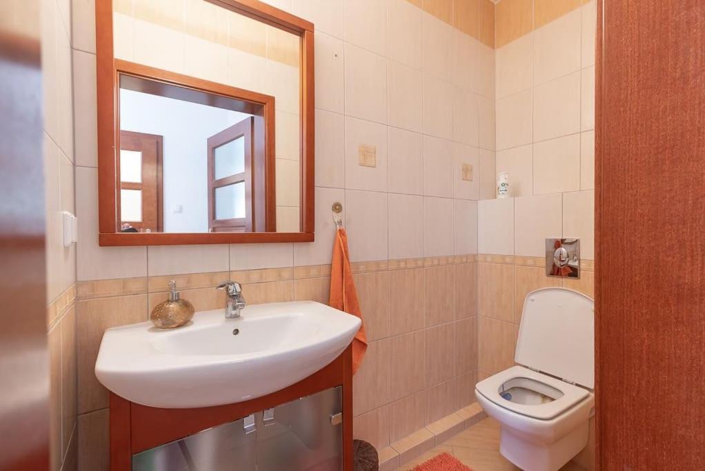 Apartment In The Heart Of Gdańsk Eksteriør billede